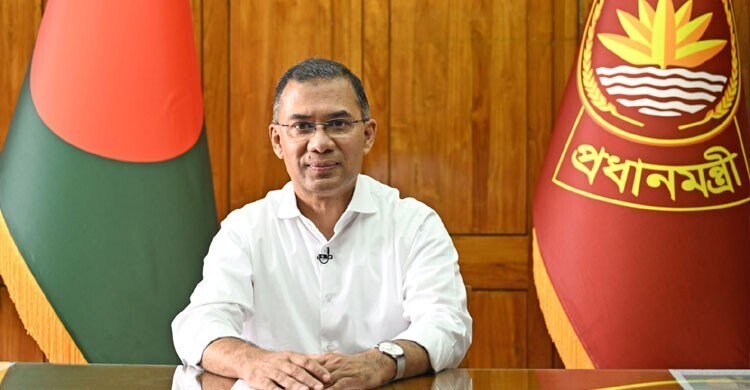 ঈদের আনন্দ ভাগাভাগি ও চারপাশ পরিচ্ছন্ন রাখার আহ্বান প্রধানমন্ত্রীর
