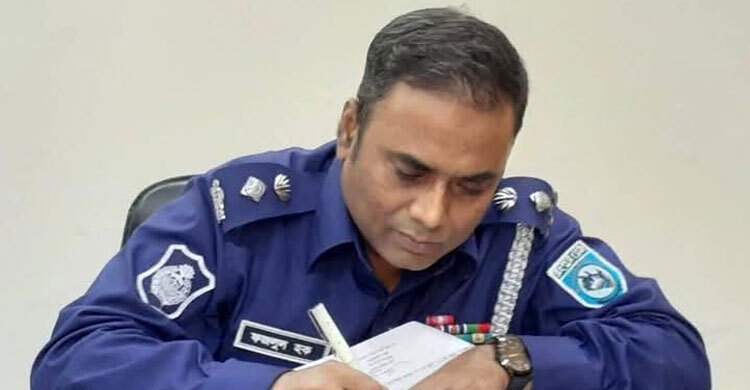 নাটোরে গণমাধ্যমকর্মীদের ওপর হামলা, এসপির বিরুদ্ধে অভিযোগ দায়ের