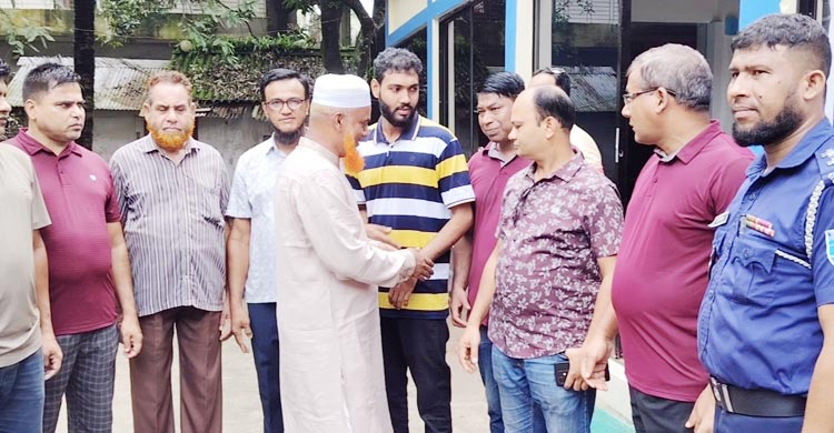 ২৫ বছরের টানা কর্মজীবনের ইতি টেনে কান্নাভেজা চোখে বিদায় নিলেন পুলিশ কনস্টেবল মো. আফছার উদ্দিন