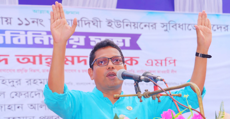 শেখ হাসিনা দেশের মানুষের জন্য রাজনীতি করেন: পলক