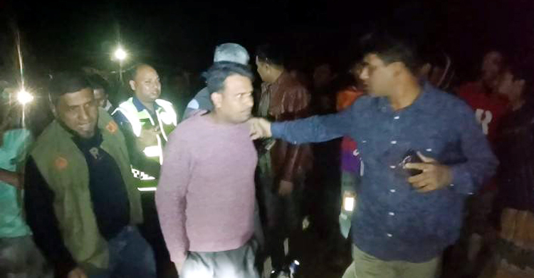 মোটরসাইকেল ছিনতাইয়ের অভিযোগে এএসআই বরখাস্ত