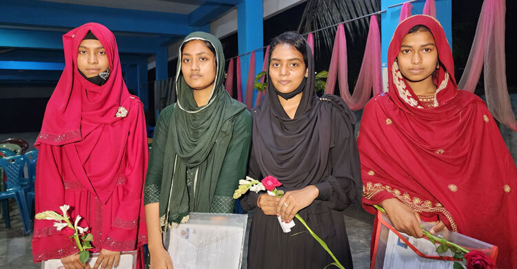 ঘুসবিহীন চাকরি পেয়ে খুশি ওরা