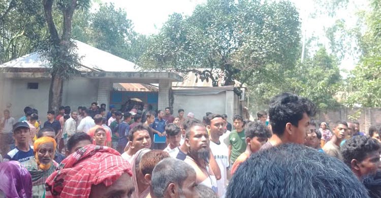 রংপুরের মিঠাপুকুরে সাত বছরের এক শিশুকে ধর্ষণের পর হত্যার অভিযোগ উঠেছে