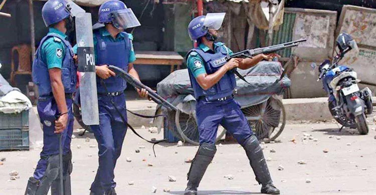 জুলাই অভ্যুত্থানে পুলিশের বিরুদ্ধে ৭৬১ মামলা, গ্রেফতার মাত্র ৬১