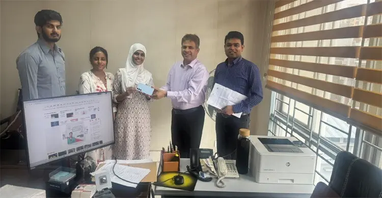 বিদেশি শিক্ষার্থীর হারানো স্মার্টফোন উদ্ধার করলো সিআইডি