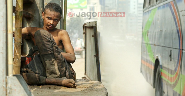 বায়ুদূষণ নিয়ন্ত্রণে নগর শাসনের দুর্বলতা দায়ী