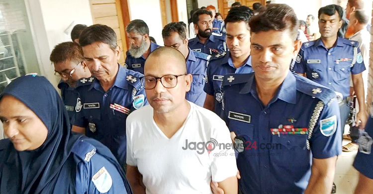 কারাগারে কুরআন খতম দিয়েছেন পলক, চাইলেন দোয়া