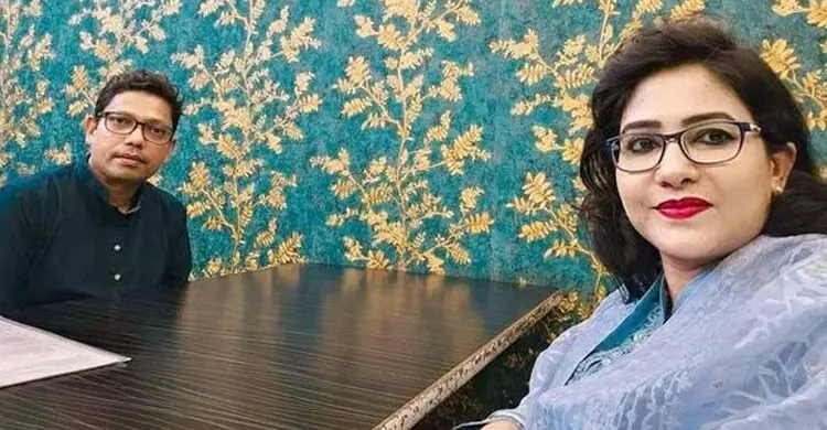 পলকের স্ত্রীর আয়কর নথি জব্দের আদেশ