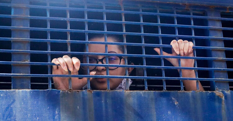 কারাগারে বন্দি দিনগুলো নিয়ে সিনেমা বানাতে চান পরীমনি