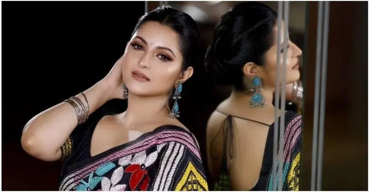 স্টেক উপহার দিলেন পরিচালক, পরীমনি বললেন, ‘তুমি আস্ত একটা ভালোবাসা’