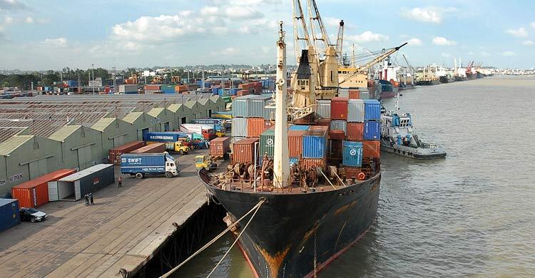 বন্দরের বাড়তি মাশুল রপ্তানিমুখী পোশাক শিল্পের ‘অশনিসংকেত’