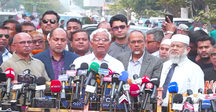 মধ্যরাত অথবা ভোরে লন্ডনে নেওয়া হবে খালেদা জিয়াকে