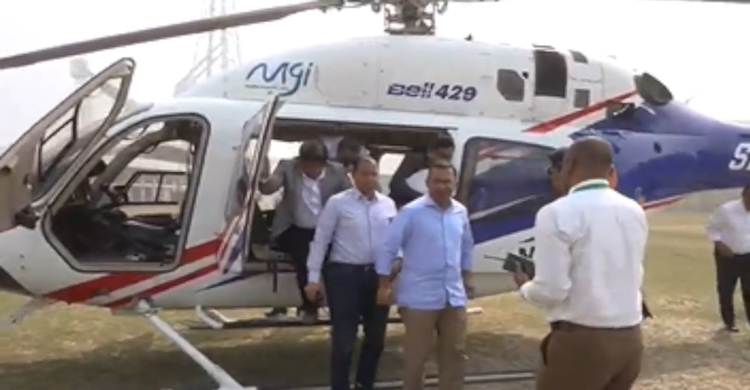 হেলিকপ্টারে বরিশালে পৌঁছেছেন  বিএনপির চেয়ারম্যান তারেক রহমান