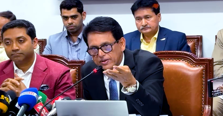 প্রয়োজনে এসএসসি পরীক্ষার কেন্দ্র পরিবর্তন করা হবে