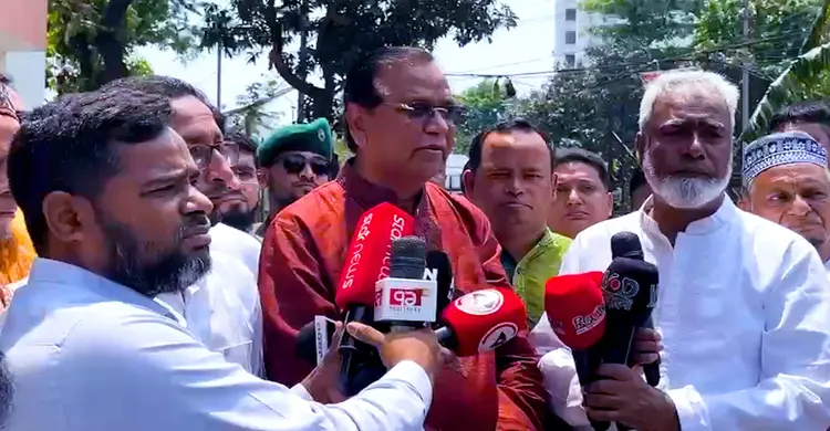 পরিবেশ রক্ষায় নাগরিকদের বৃক্ষরোপণের আহ্বান জানালেন প্রশাসক আবদুস