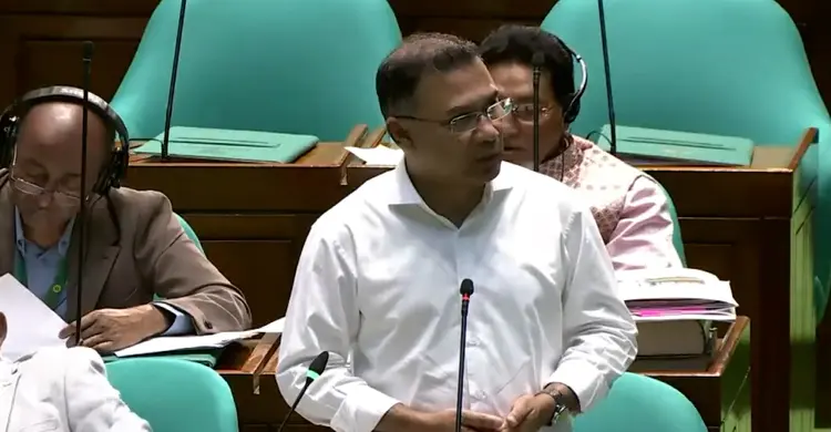 শিল্পোদ্যোক্তা ও খেটে খাওয়া মানুষের জন্য পলিসি গ্রহণ করেছে সরকার