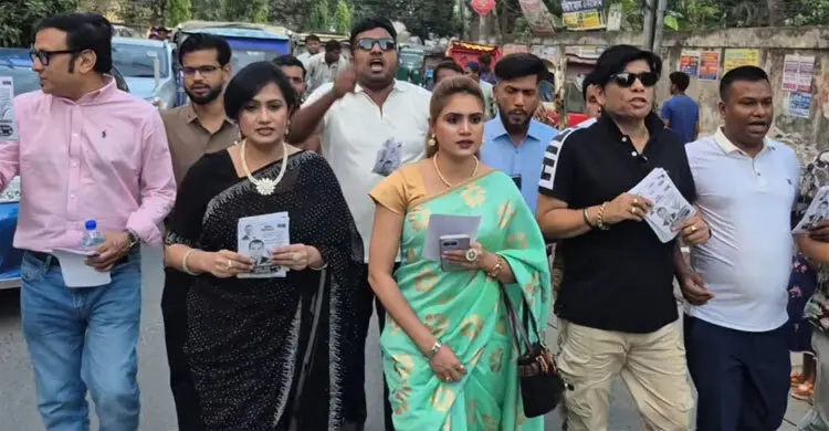 উপনির্বাচনে বিএনপি প্রার্থীর পক্ষে প্রচারণায় ইথুন বাবু, পলাশ, মৌসুমীরা