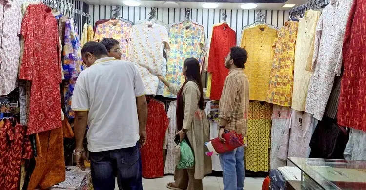 অবিক্রীত রয়ে গেছে ১৩ হাজার কোটি টাকার বৈশাখী পণ্য