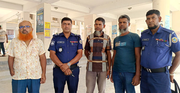 ন্যায্য মূল্যে চাল বিতরণে অনিয়ম, গণঅধিকার পরিষদের দুই নেতা আটক