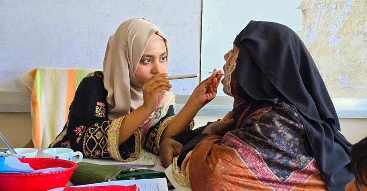 ঈদে মাটির টানে জন্মস্থানে ফিরে চিকিৎসকদের ফ্রি মেডিকেল ক্যাম্প