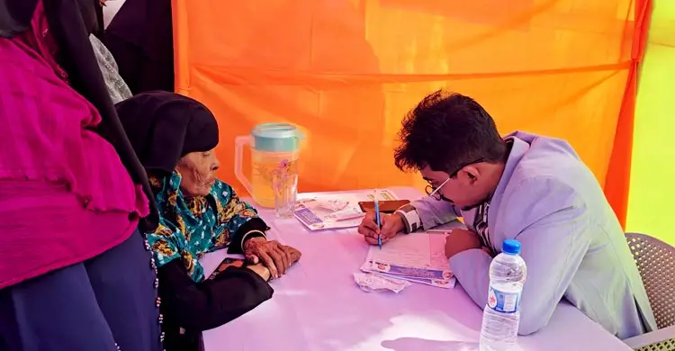 ৫ শতাধিক জেলে-দুঃস্থকে বিনামূল্যে চিকিৎসা দিলো যুবদল