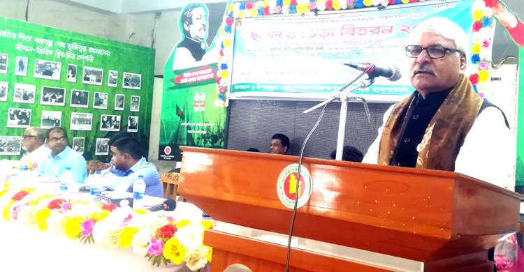 দেশের ৩০০ বিদ্যালয়ে ডিম-দুধ বিতরণের উদ্যোগ: ডেপুটি স্পিকার