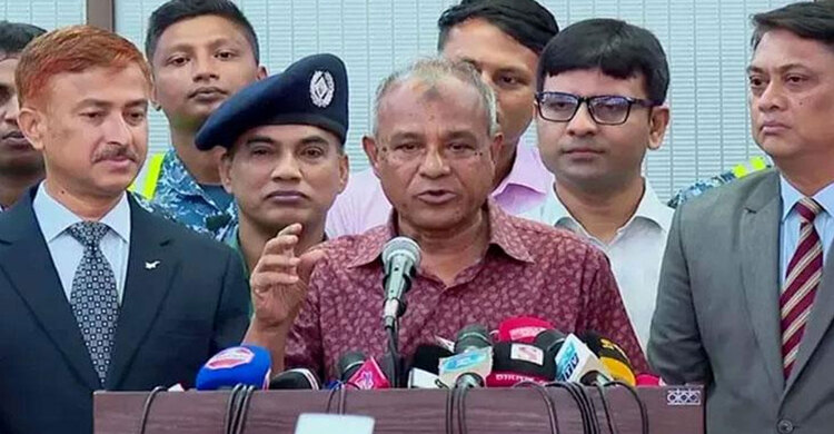 গোপালগঞ্জের ঘটনায় প্রয়োজনে মরদেহ তোলা হবে: স্বরাষ্ট্র উপদেষ্টা