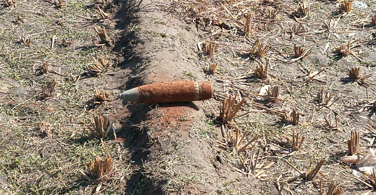 লালমনিরহাটে জমিতে খননকালে মিললো অবিস্ফোরিত মর্টার শেল