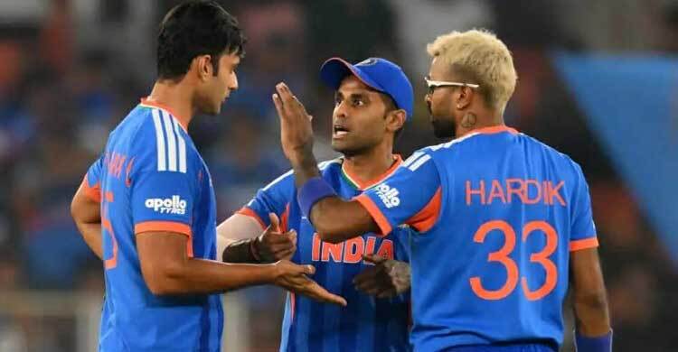 নেদারল্যান্ডসকে হারিয়ে অপরাজিত থেকে সুপার এইটে ভারত