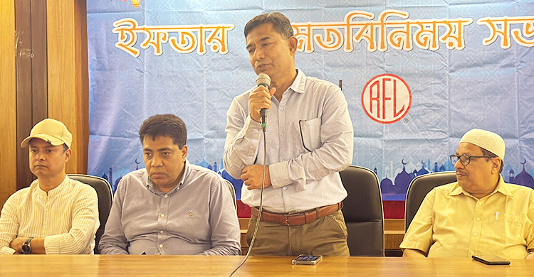 নরসিংদী/ সাংবাদিকদের সম্মানে প্রাণ-আরএফএল গ্রুপের ইফতার ও দোয়া মাহফিল