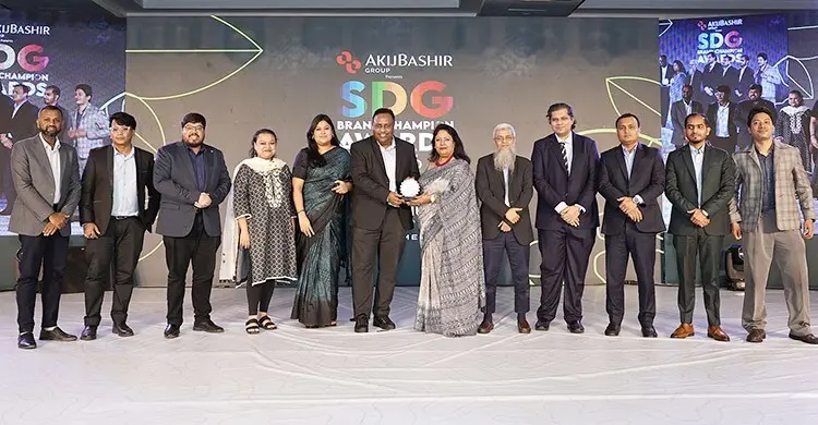 মোস্ট সাসটেইনেবল এফএমসিজিসহ ১১ পুরস্কার জিতেছে প্রাণ-আরএফএল গ্রুপ