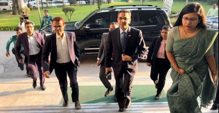 MoFA summons Indian envoy over border tension