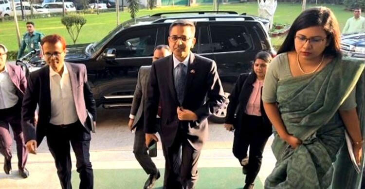 Dhaka seeks arrest, deportation of Hadi attack suspects if they enter India