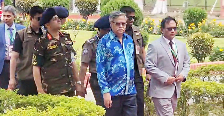 চারদিনের সফরে পাবনায় পৌঁছেছেন রাষ্ট্রপতি সাহাবুদ্দিন