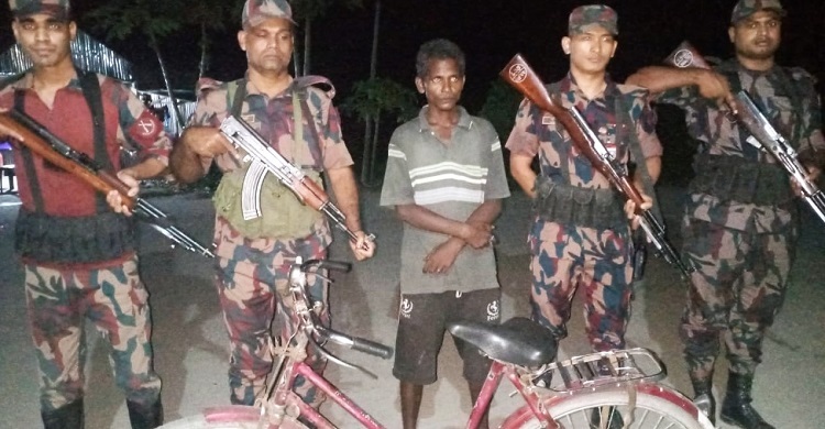 সাইকেল চালাতে চালাতে ভুল করে বাংলাদেশে ঢুকে পড়লো ভারতীয় কিশোর