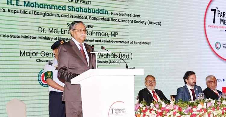 রোহিঙ্গা ইস্যুতে বৈশ্বিক পদক্ষেপের আহ্বান পুনর্ব্যক্ত রাষ্ট্রপতির