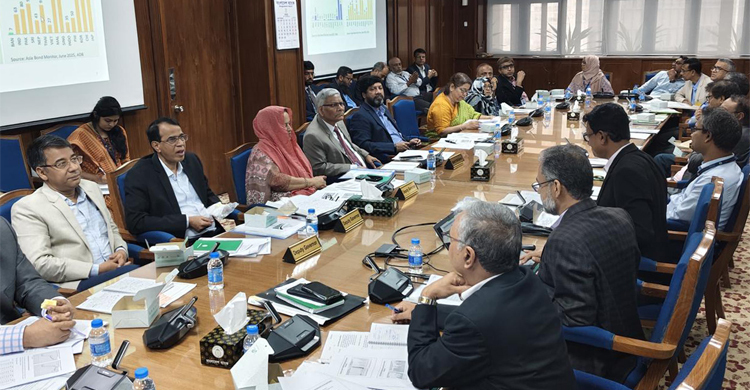 দীর্ঘমেয়াদি অর্থায়নে পুঁজিবাজারের সুযোগের সদ্ব্যবহারে নজর