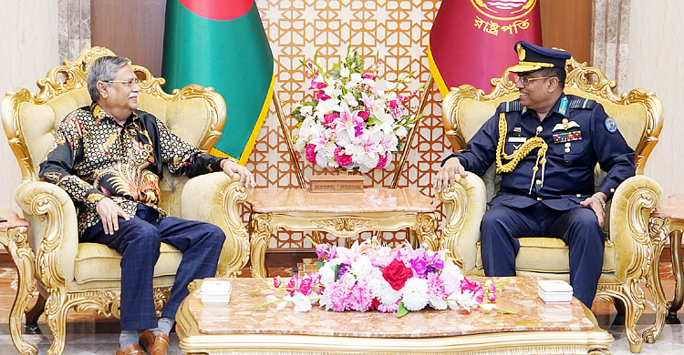 রাষ্ট্রপতির সঙ্গে বিমান বাহিনী প্রধানের সাক্ষাৎ