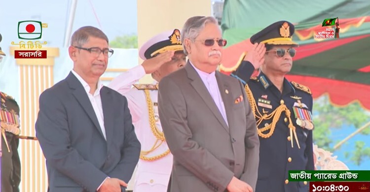 স্বাধীনতা দিবসের কুচকাওয়াজে রাষ্ট্রপতি