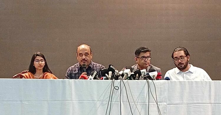 ইটস এ কাইন্ড অব হাইওয়ে রবারি: প্রেস সচিব