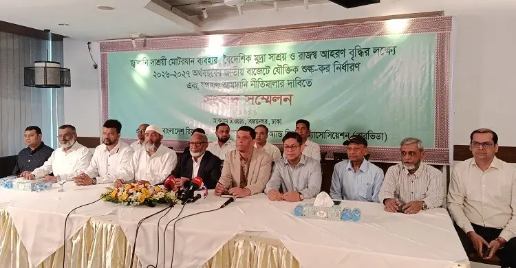 ‘আমরা ব্যবসায়ীরা ব্যবসা করতে আসছি, চুরি করতে না’ 