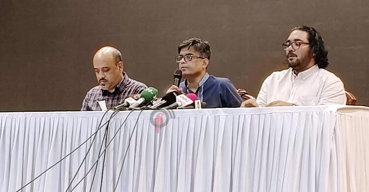 আইনশৃঙ্খলা পরিস্থিতি পর্যালোচনা বৈঠকে অংশ নেন ১০ উপদেষ্টা