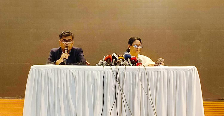 অন্তর্বর্তী সরকারের প্রধান উপদেষ্টা অধ্যাপক মুহাম্মদ ইউনূসের সভাপতিত্বে বৃহস্পতিবার (১৭ এপ্রিল) উপদেষ্টা পরিষদের এক বৈঠক হয়েছে