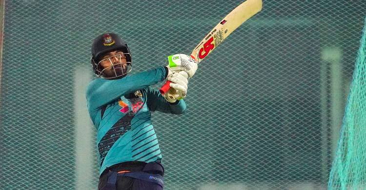 সিরিজ বাঁচানোর লড়াই