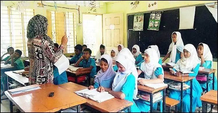 রোজায় প্রাথমিক বিদ্যালয় বন্ধ রাখার দাবি শিক্ষকদের