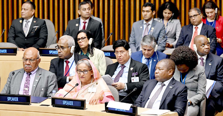 জলবায়ু সংকট এড়াতে ধনী দেশগুলোকে সৎ হতে হবে: প্রধানমন্ত্রী