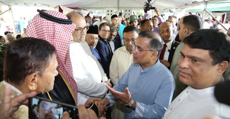 প্রধানমন্ত্রীর সঙ্গে কূটনীতিকদের ঈদ শুভেচ্ছা বিনিময় 