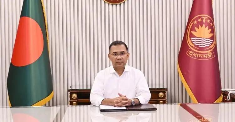 চারপাশে সমস্যার শেষ নেই, সম্ভাবনাও কম নয়: প্রধানমন্ত্রী