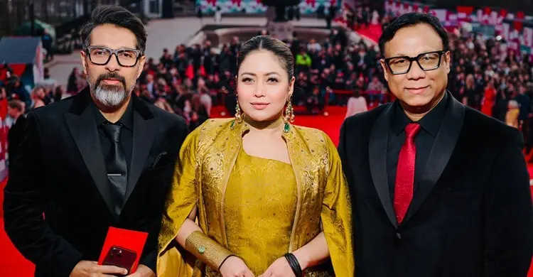 ‘চমৎকার, শেষটা পেইনফুল’, ওয়ার্ল্ড প্রিমিয়ারে ‘প্রিন্সেস’ ছবির প্রতিক্র