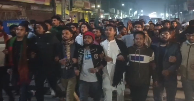 ওসমান হাদির মৃত্যুর খবরে লক্ষ্মীপুরে বিক্ষোভ